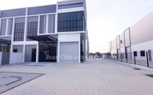 Eco Business Park 2 @ Senai Airport City Cluster Factory For Sale (田字型工厂出售)